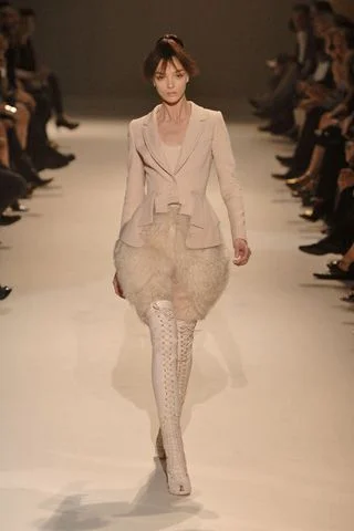 Look 1